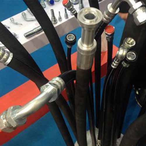 高耐磨噴砂橡膠軟管的材料配方與性能測(cè)試