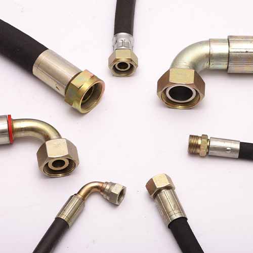 高壓環(huán)境下噴砂橡膠軟管的應(yīng)用與維護(hù)技巧